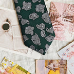 Men’s Necktie with Paisley Pattern